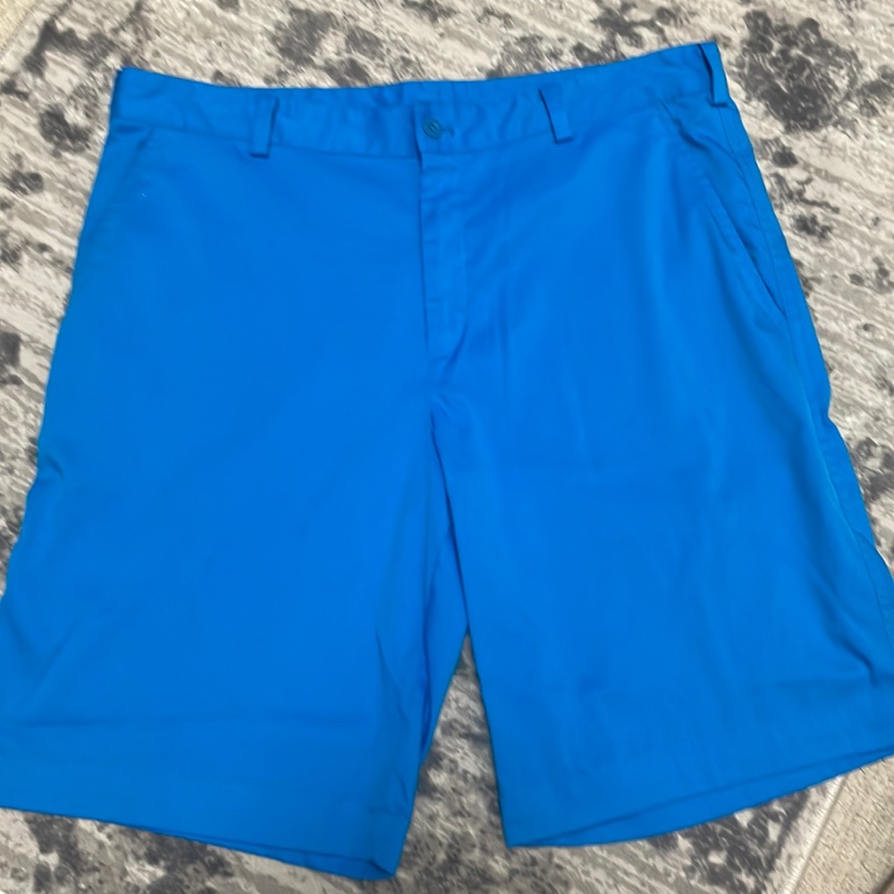 Nike golf shorts